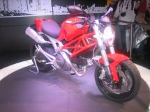 Ducati Monster 696