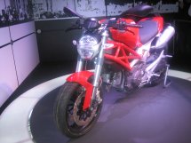 Ducati Monster 696