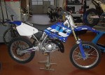 Yamaha YZ 125 .