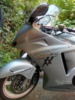 Honda CBR1100XX Superblackbird